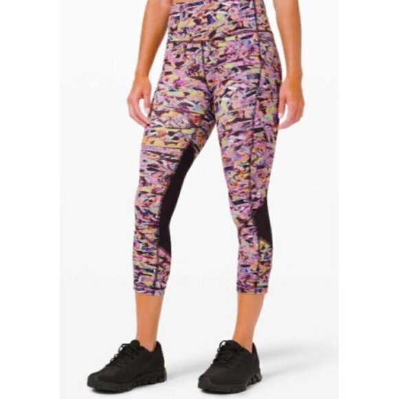 Lululemon Size 6 Pace Rival High-Rise Crop 22" SEAWHEEZE 2020 Super Sonic Alpine - Picture 2 of 7